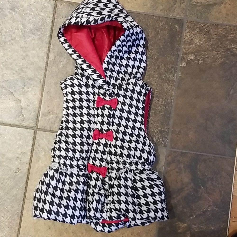 Girls puffy vest